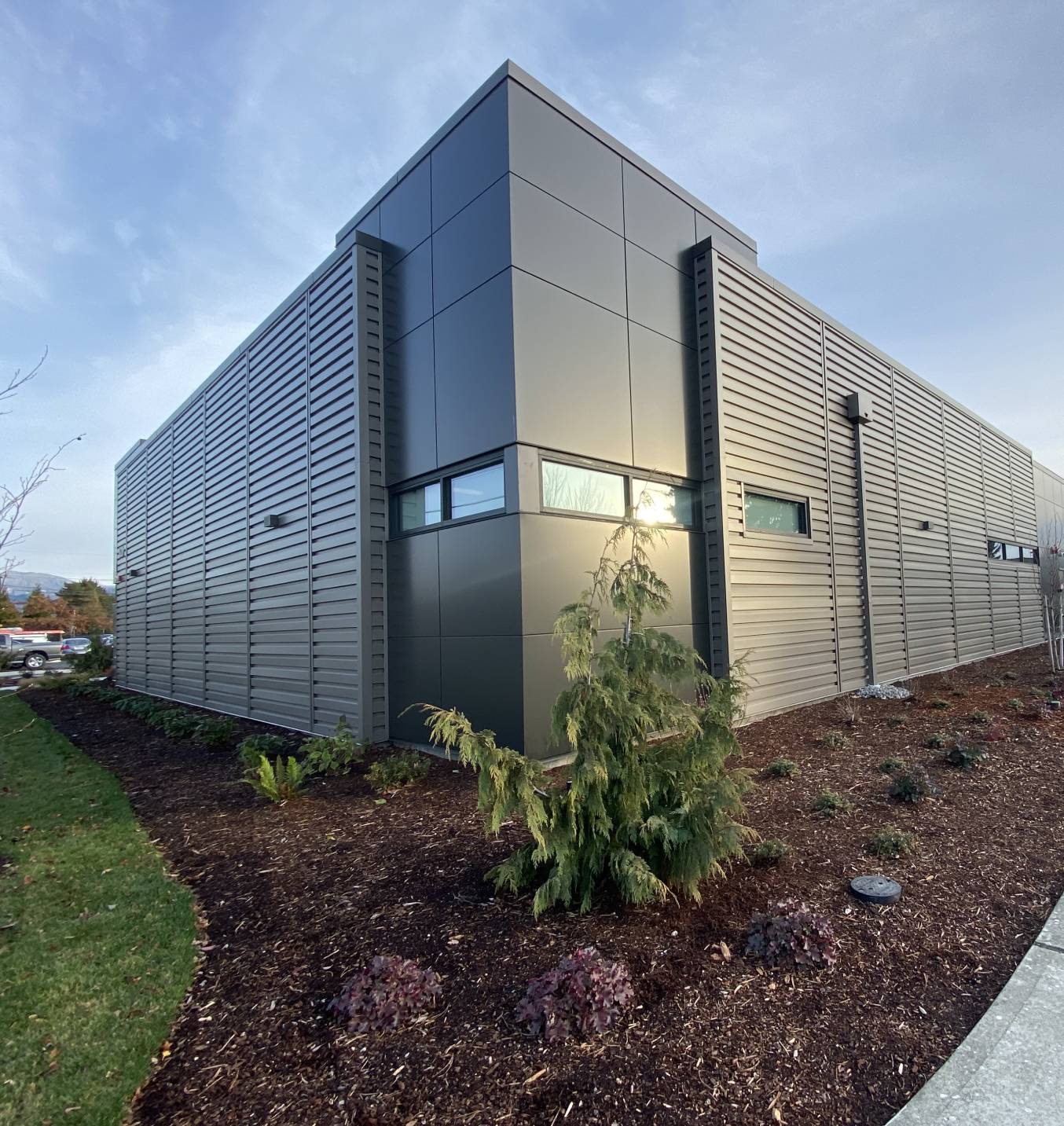 Commercial Facility Siding in Everett WA